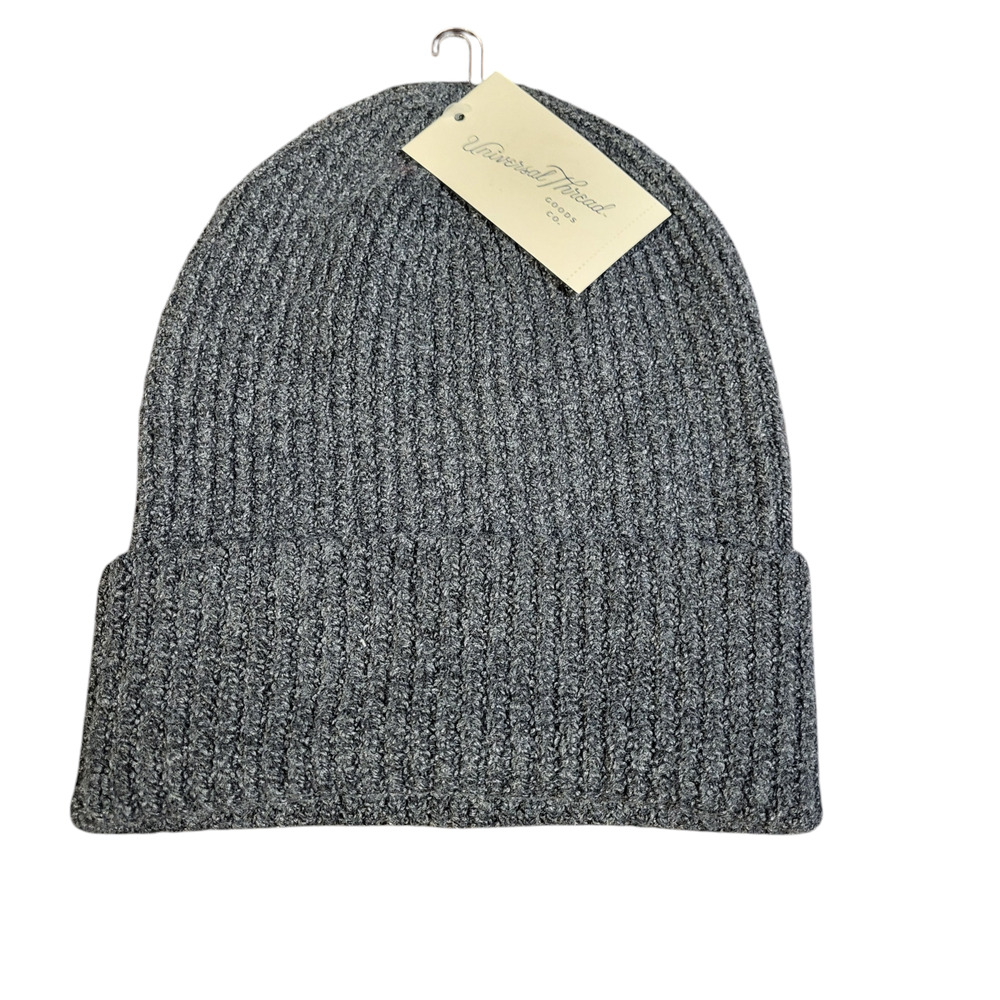 NWT Universal thread plain gray winter hat, one size